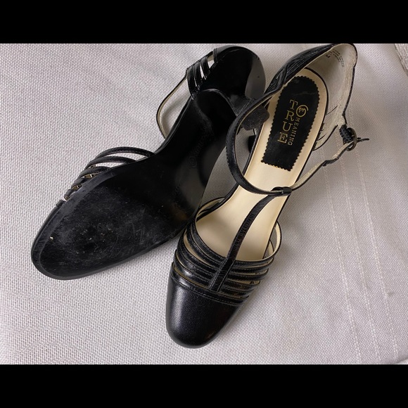 Black True Meaning T-Strap heels - Picture 3 of 8